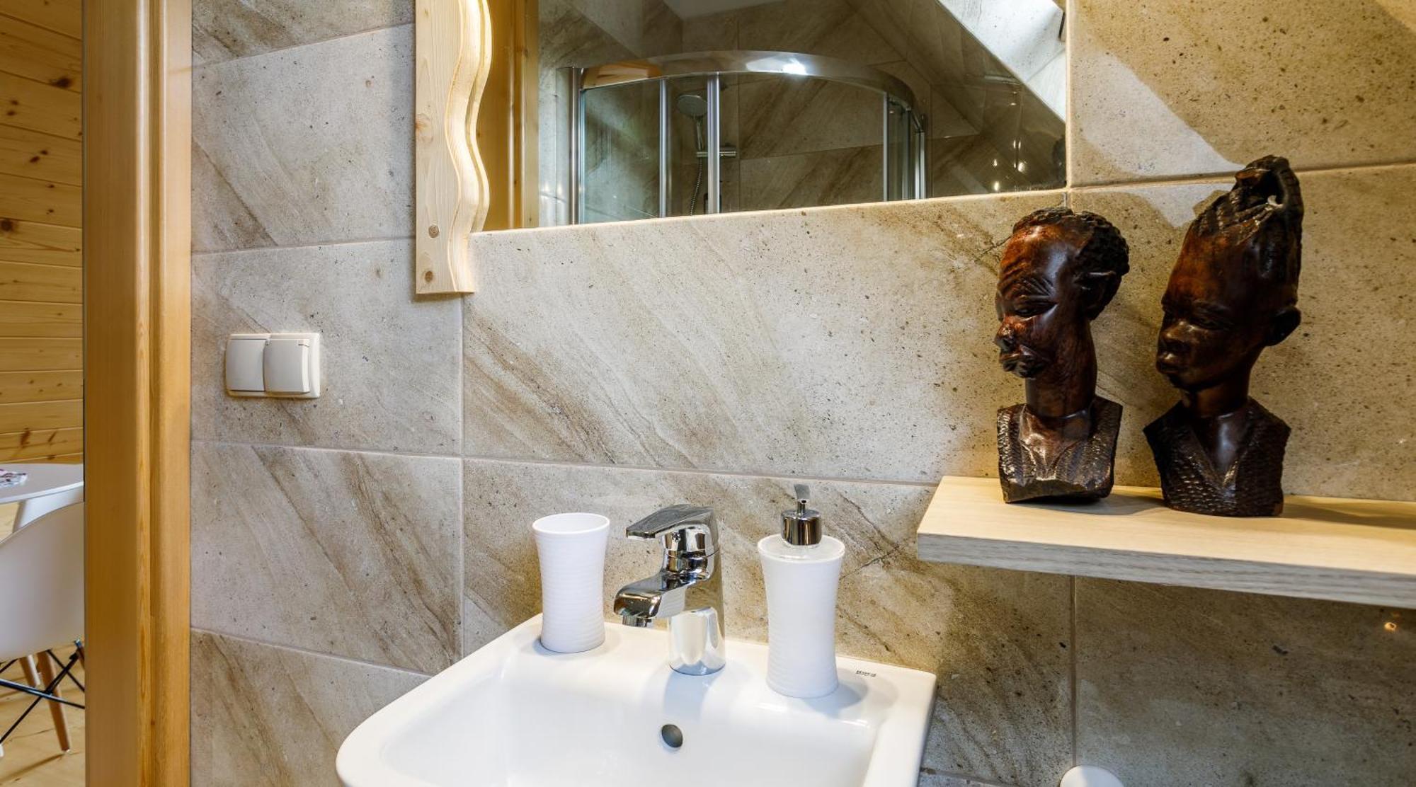 Rent Like Home - Bali Residenceコシチェリスコ エクステリア 写真